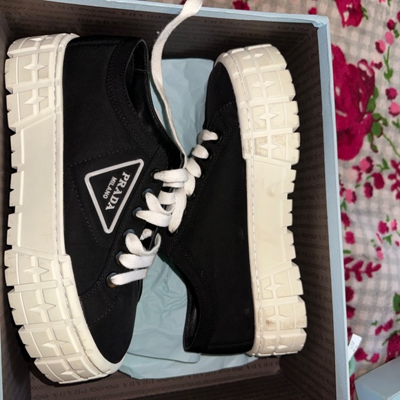 Prada platform shoes - Picture 2 of 5